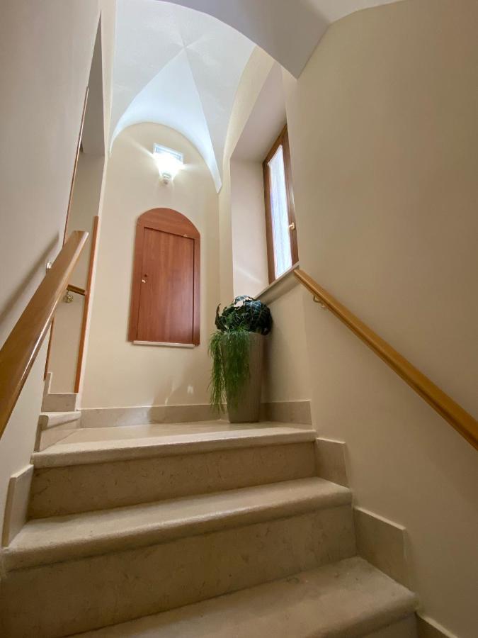 Albergo Ristorante Del Cacciatore Foggia Extérieur photo