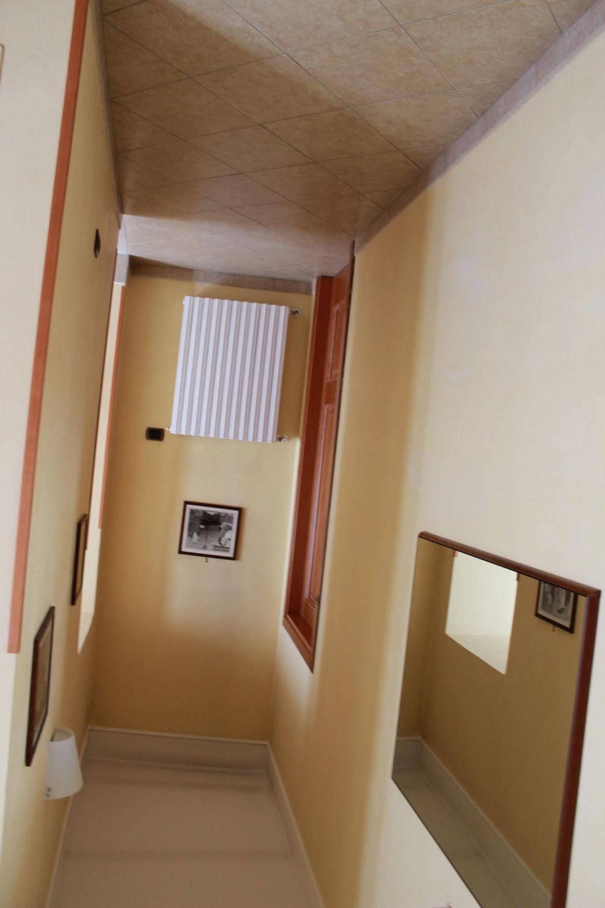Albergo Ristorante Del Cacciatore Foggia Extérieur photo
