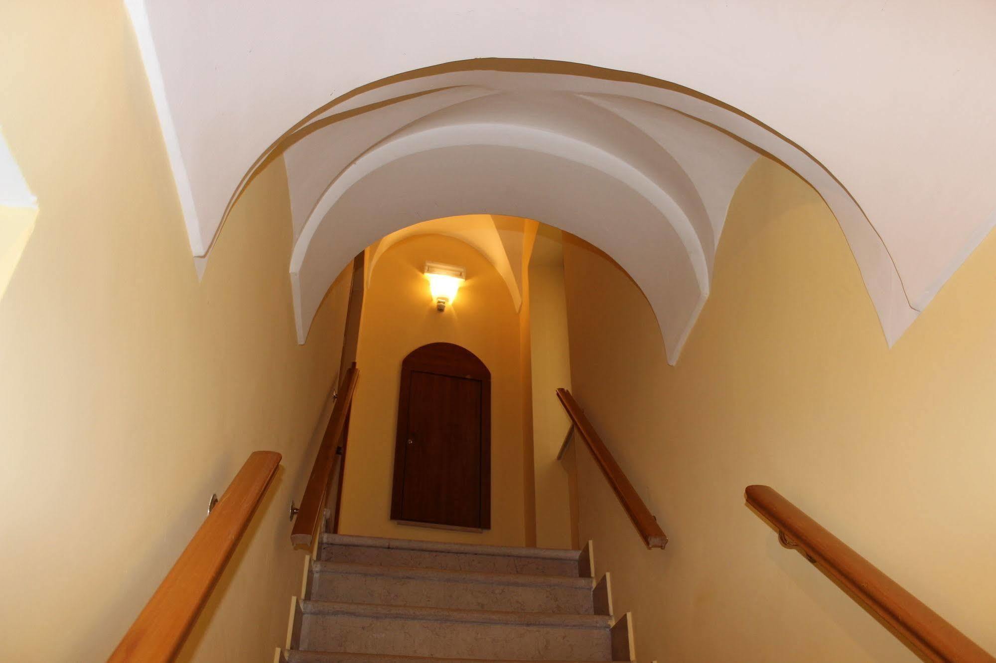 Albergo Ristorante Del Cacciatore Foggia Extérieur photo